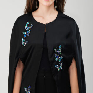 Cape with Butterfly Black